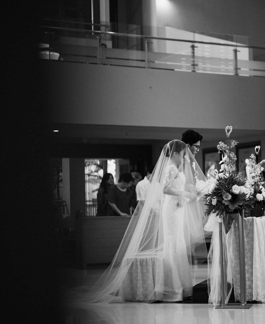 Elegant bridal portrait by Eternity EO